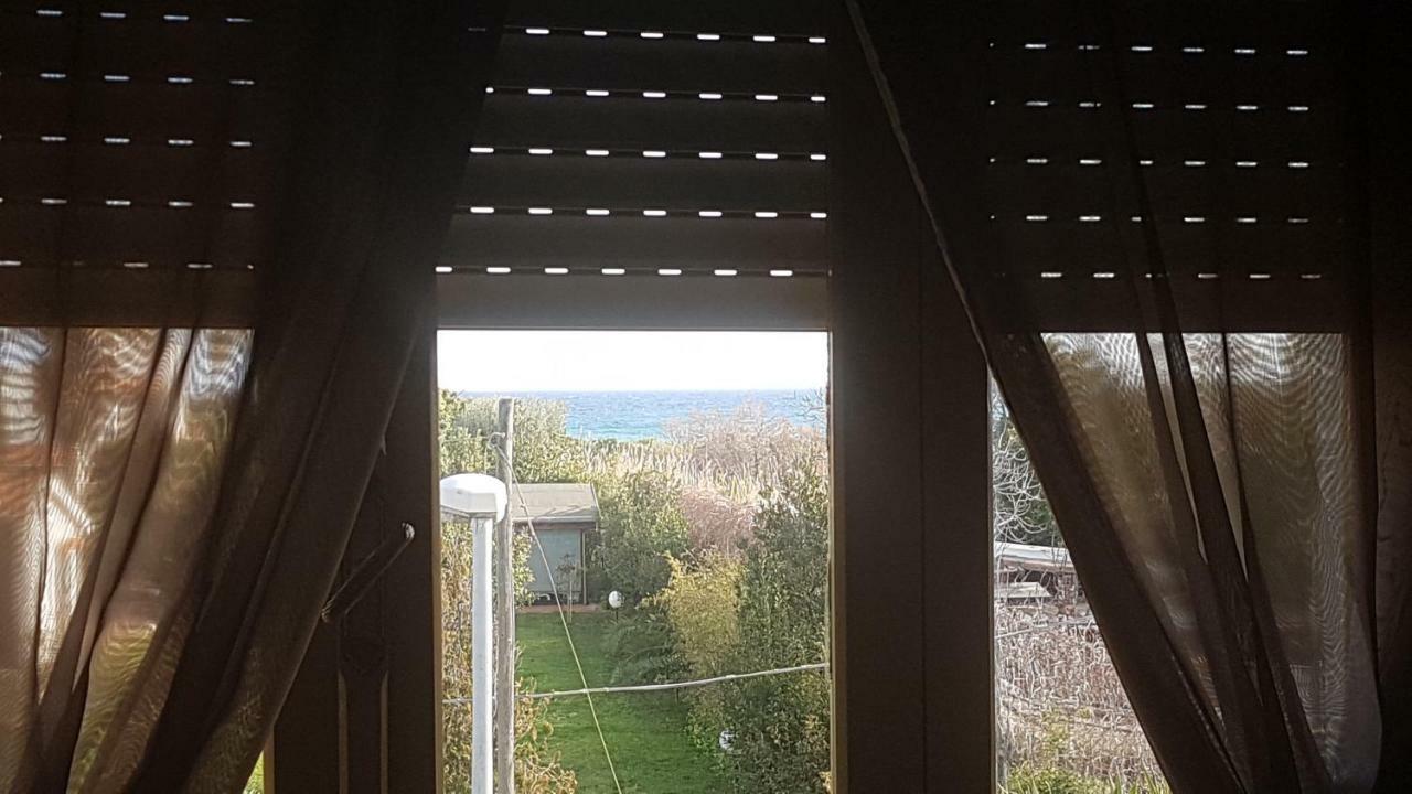 Villa Sul Mare A Chia Domus De Maria Exteriér fotografie